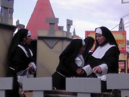 Mes soeurs.